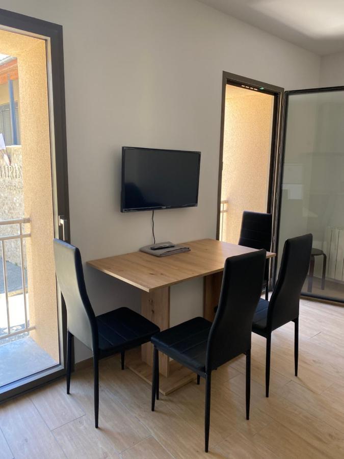 Appartements Neufs Avec Garages Dans Maison De Village Andance 외부 사진